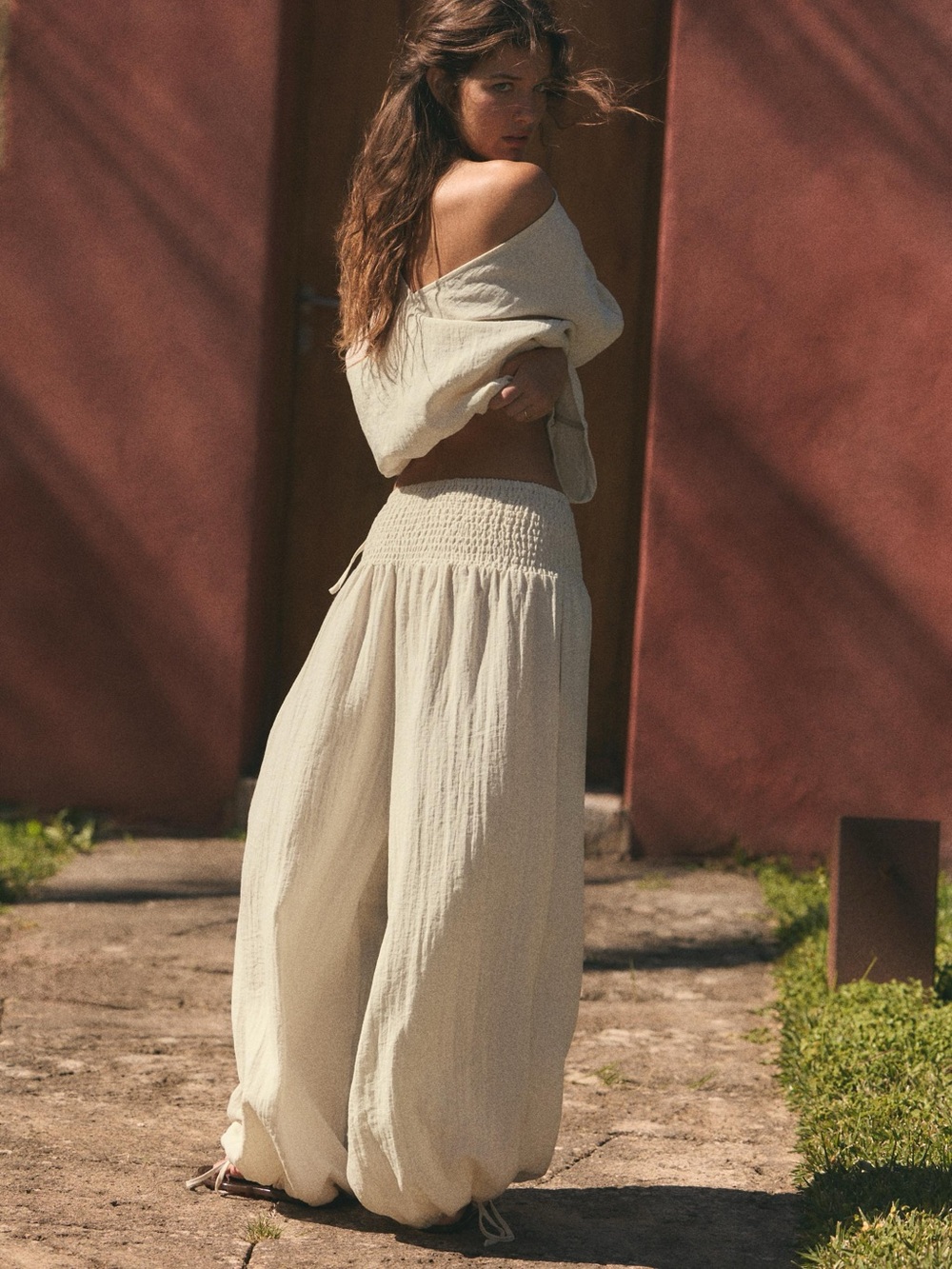 ZARA ELASTIC WAIST PANTS